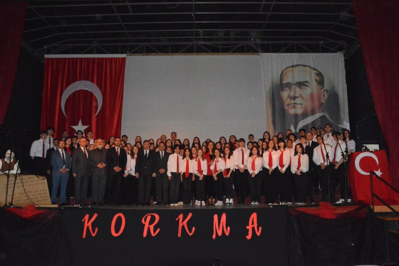 İstiklal Marşının 103. Yıl Dönümünde Mehmet Akif Ersoy Anıldı