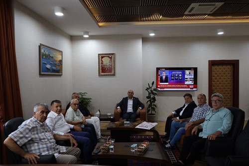 Akhisar Dostlar Meclisi, Kaymakamımız Sayın Mustafa CAN'ı Makamında Ziyaret Etti