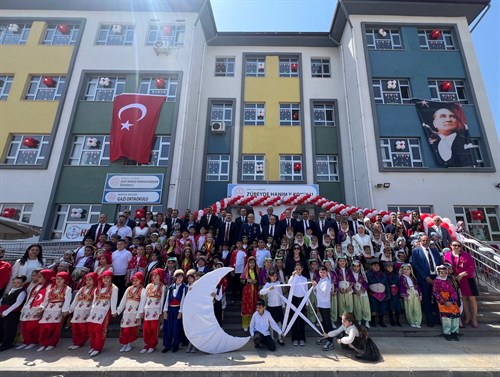23 Nisan Ulusal Egemenlik ve Çocuk Bayramı Coşkuyla Kutlandıı