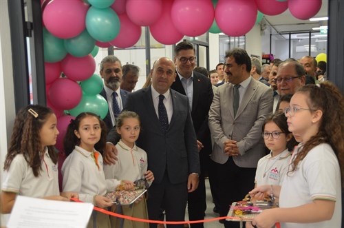 Kaymakamımız Sayın Mustafa CAN, Akhisar Özel Şefkat Okulunun Düzenlemiş Olduğu ‘’ Oyuncak Müzesi ‘’ Sergi Açılışına Katıldı.